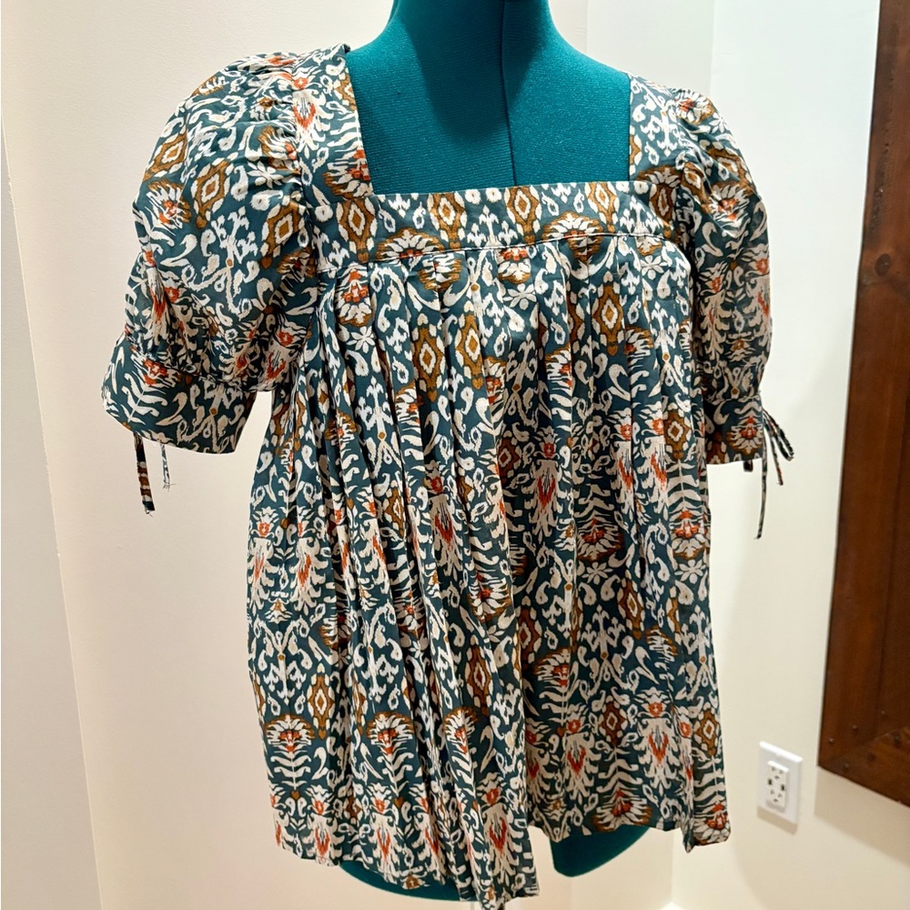 DR2 Teal and Orange Patterned Puff Sleeve Blouse